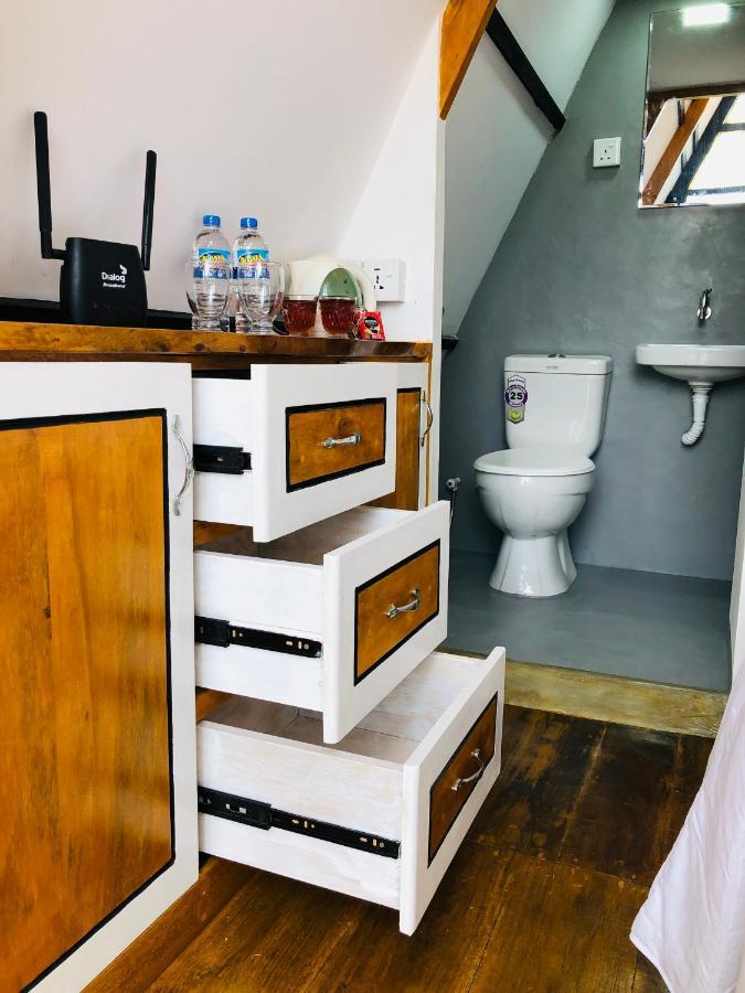 The We2 "Wildwood Elegance Escape" Bed & Breakfast Индурува Екстериор снимка