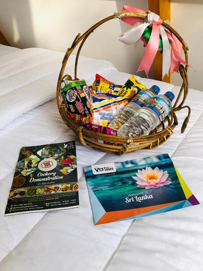 The We2 "Wildwood Elegance Escape" Bed & Breakfast Индурува Екстериор снимка