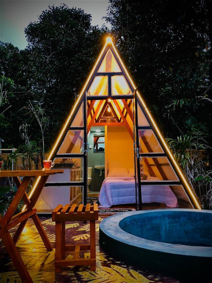 The We2 "Wildwood Elegance Escape" Bed & Breakfast Индурува Екстериор снимка